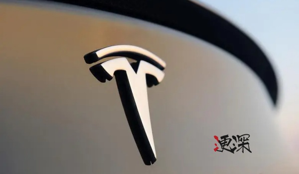 特斯拉_副本.jpg