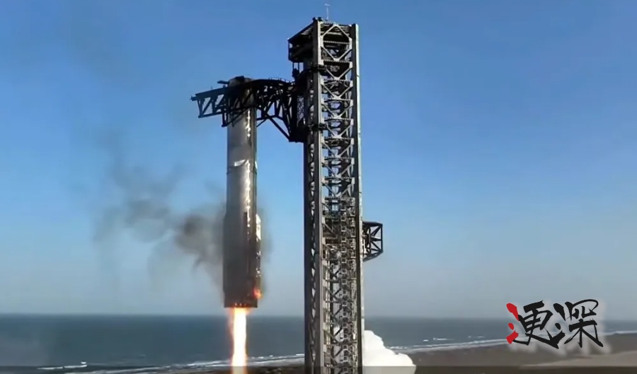 SpaceX 第二代新星舰发射，“筷子夹火箭” 日趋成熟，飞船爆炸解体.jpg