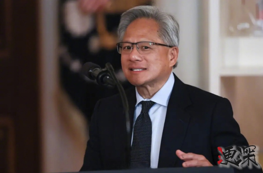 黄仁勋：关于投资OpenAI、AI泡沫、ASIC的竞争.jpg